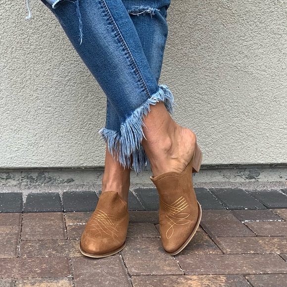 Anthropologie Shoes Nib Cognac Closed Toe Western Block Heel Mule